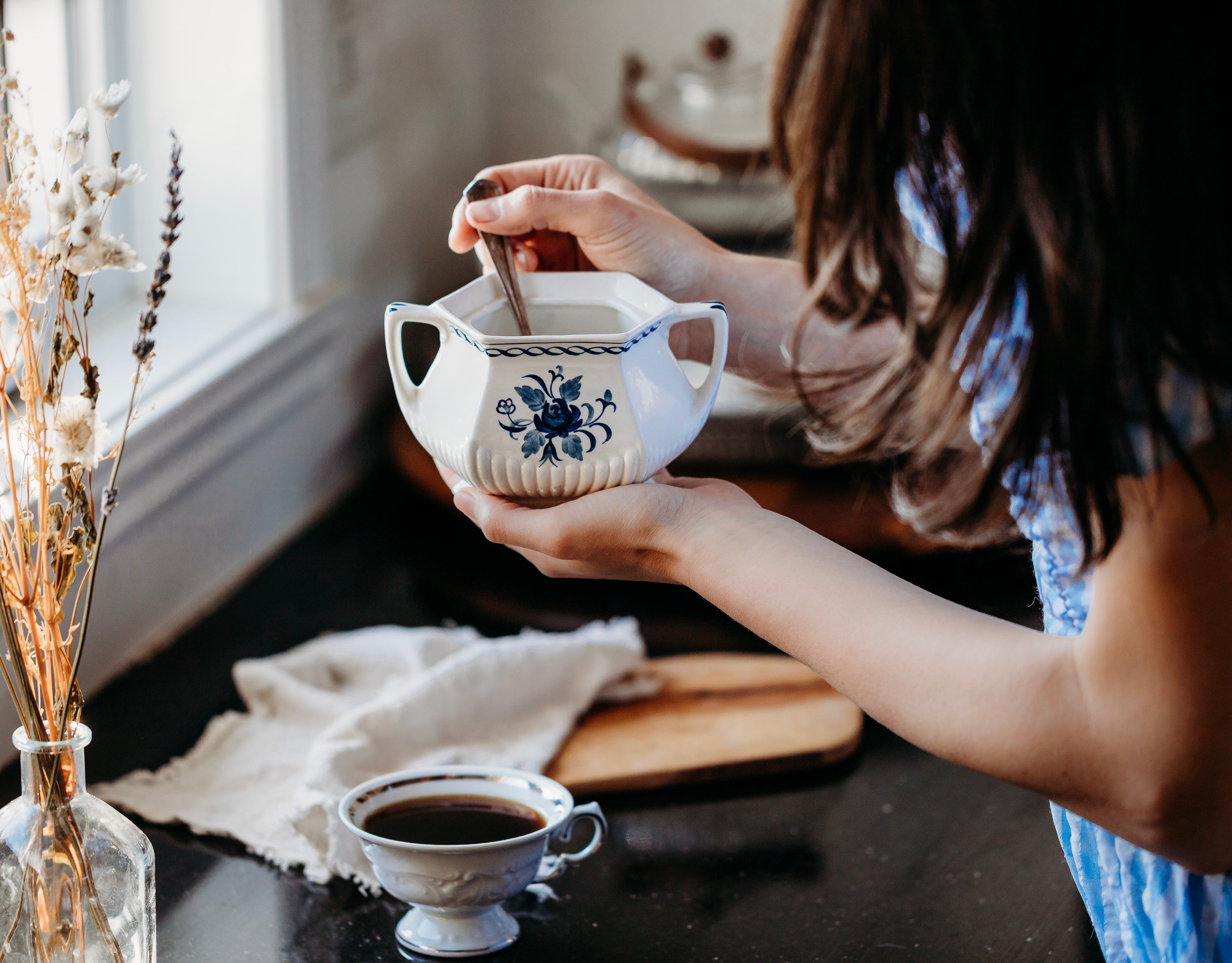 How to Style Vintage Kitchen Decor: Unique Finds for a Timeless Look